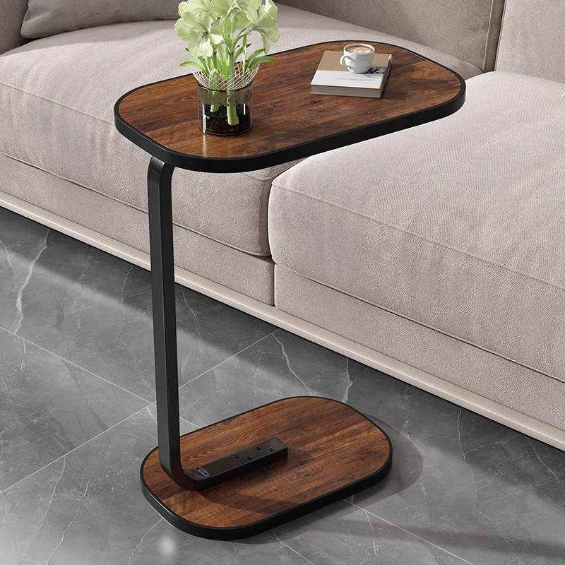 Meja kopi sisi sofa